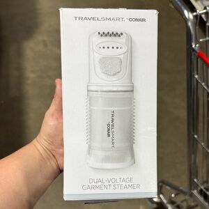 Conair Dual-Voltage Garmet Steamer